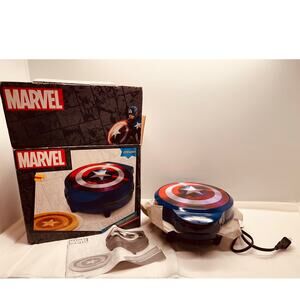 Marvel Captain America Shield Waffle Maker Nonstick Griddle 760 Watts Blue New